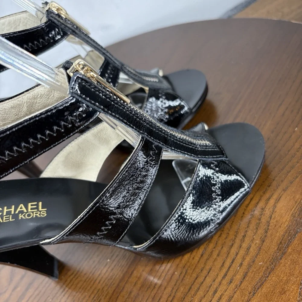 Michael Kors Berkley Women's 7.5M Black Leather  T Strap Heels Strappy Sandal